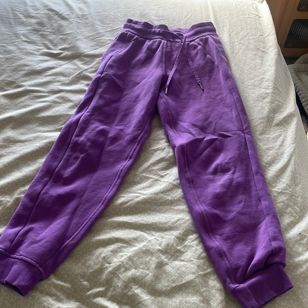 bright purple lululemon joggers size 0